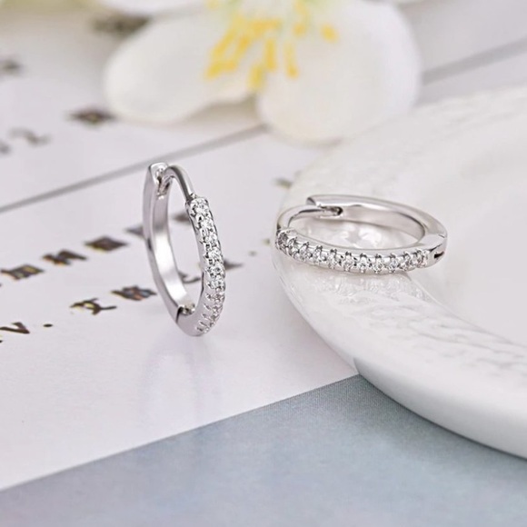 NEW 925 Sterling Silver Diamond Hoop Earrings - Picture 7 of 7